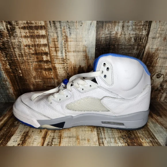 Nike Air Jordan Retro Stealth/White/Hyper Royal DD0587-140 Size 11